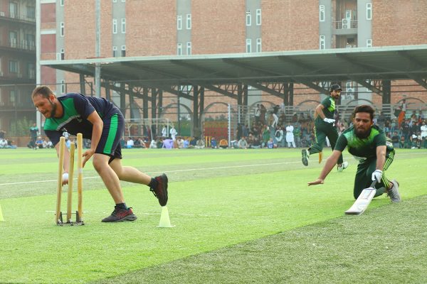 Students participating in UOL Sports Gala events on campus grounds